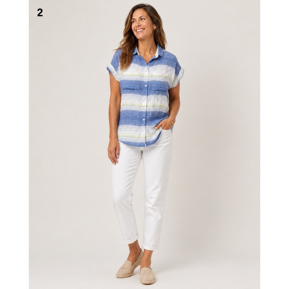 Beach‎ Lunch Lounge Button Front Shirt Womens XS White Blue Stripe Rayon Beachy